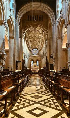 Coboară la atracțiile, muzeele și reperele din Oxford cu un tur cu autobuzul hop-on hop-off – Opriri convenabile și vizitare în 2026