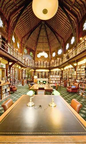 Book your Oxford Hop-On Hop-Off bus tour – Official tickets and flexible sightseeing in 2025 Book your hop-on hop-off sightseeing bus tour in Oxford, United Kingdom – Official tickets, flexible routes, and free cancellation in 2025